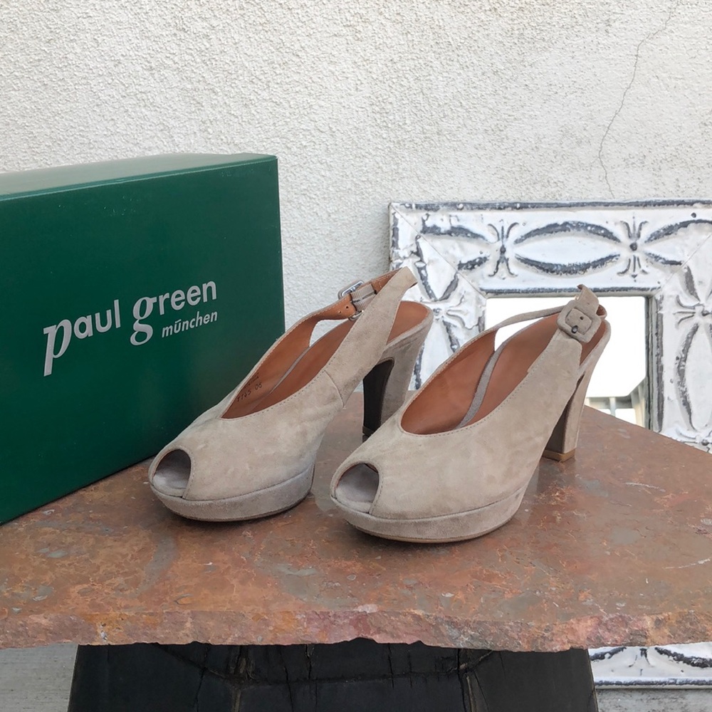 Retro Moriah Taupe Suede Wedges